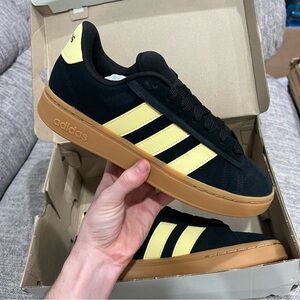 Adidas Grand Court Alpha 00S Platform Women's Size 10 Black Yellow Gum IH1288